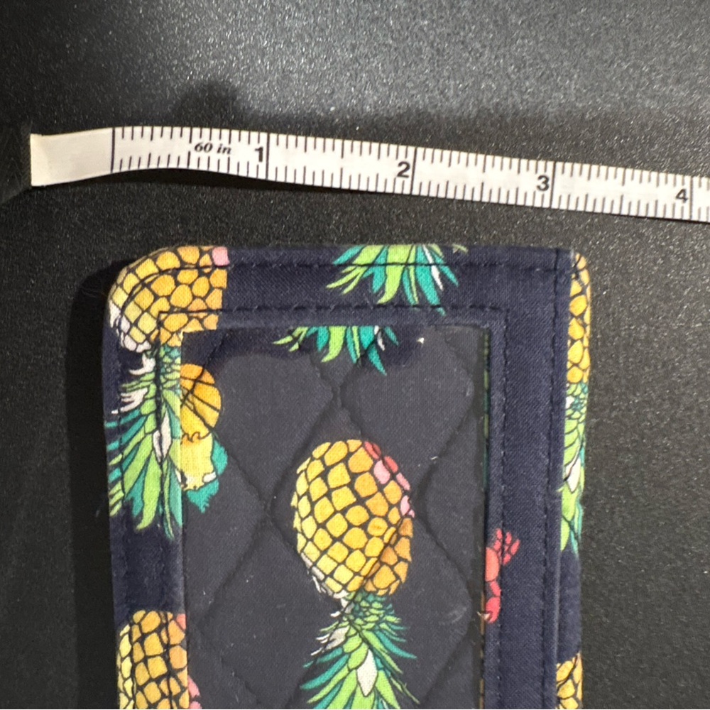 Vera Bradley Quilted Pineapple Print ID Holder Wallet Keychain | Card Case - Picture 7 of 7